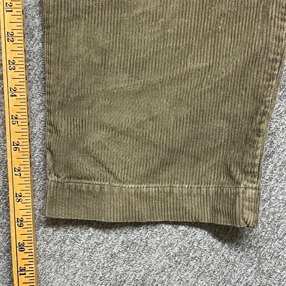 Vtg Eddie Bauer Mens Corduroy Pants Olive‎ Green Pleated Relaxed Fit 32x29 - Picture 8 of 10